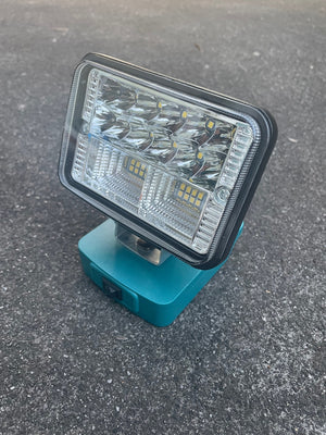 Special order of 4x Makita 18V LED light, 2nd generation