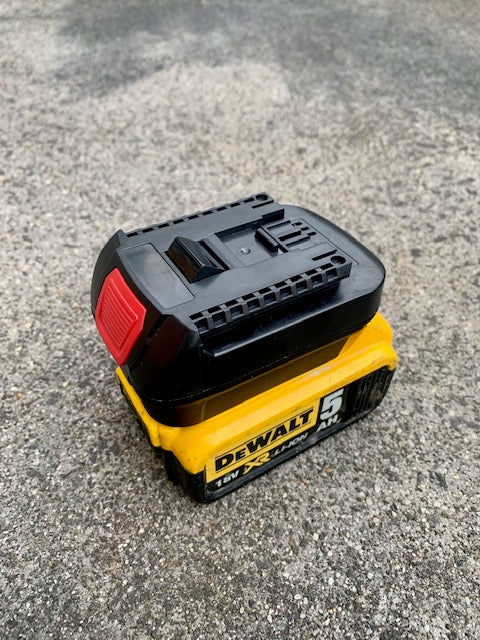 Dewalt XR 18v battery adaptor to Bosch Blue tools