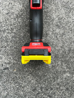 Dewalt 18v/20v battery adaptor to Ozito tools