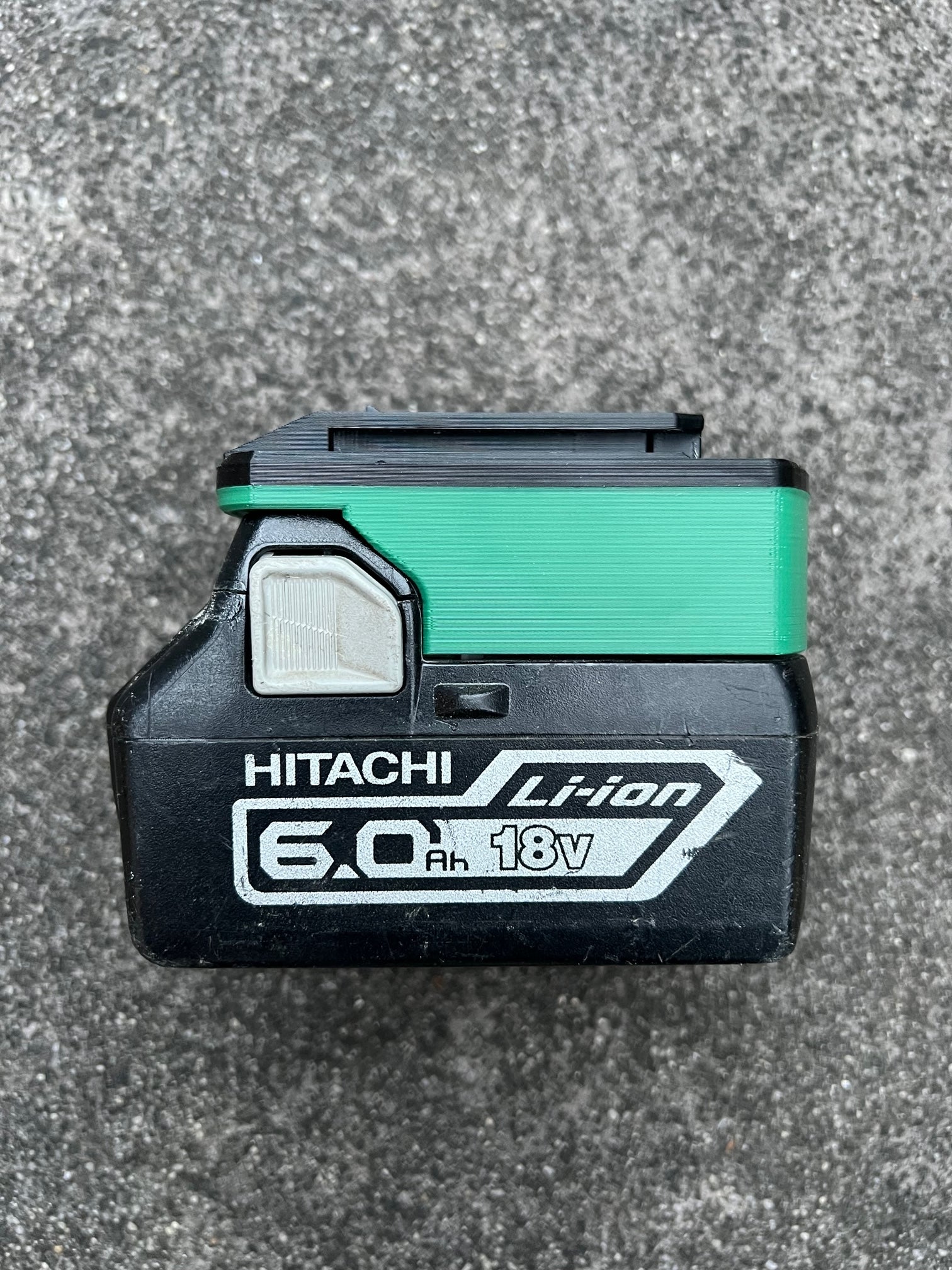 Hitachi/Hikoki 18v battery adaptor to Ozito tools