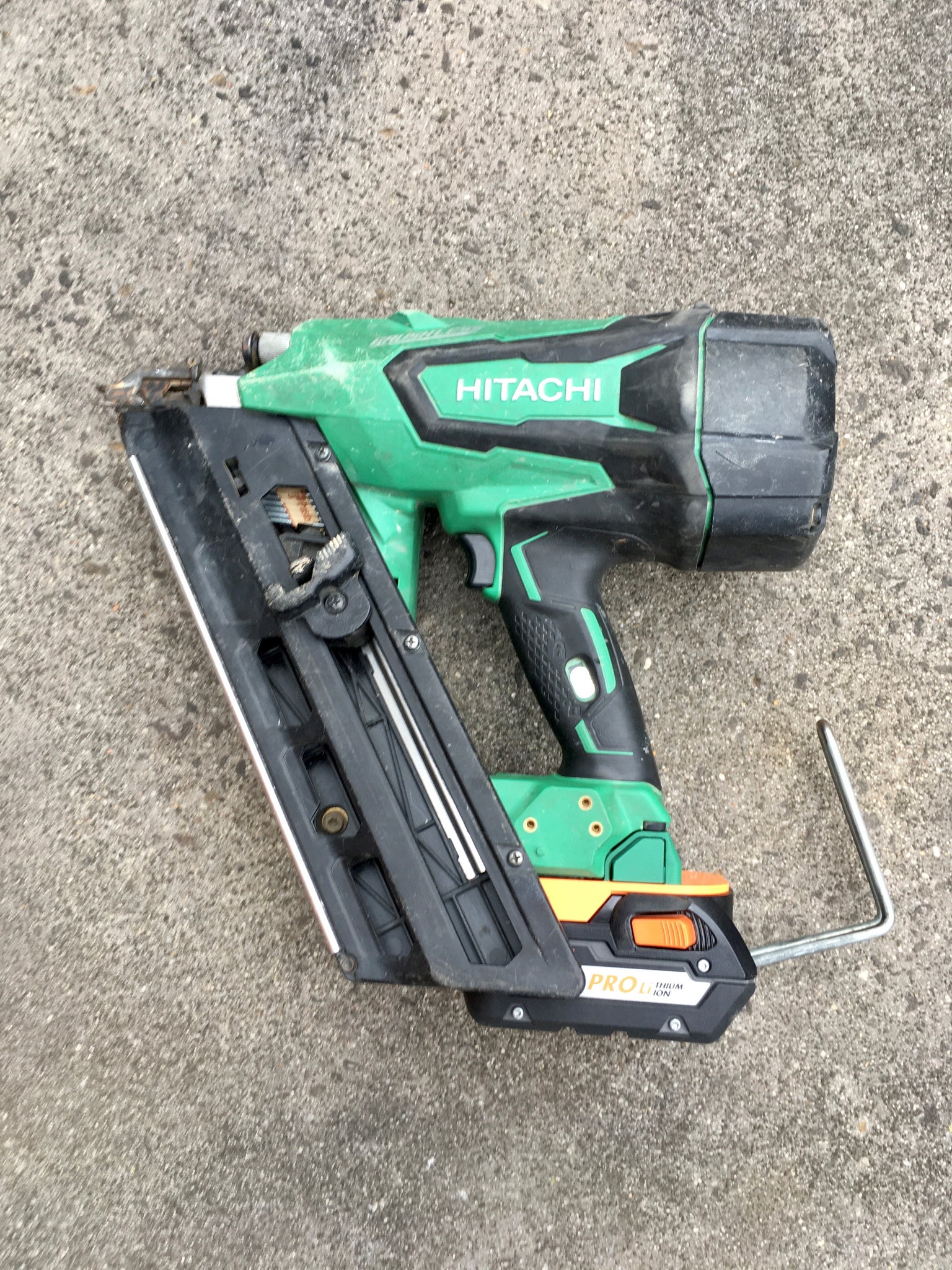 AEG 18v battery adaptor to Hitachi / Hikoki tools