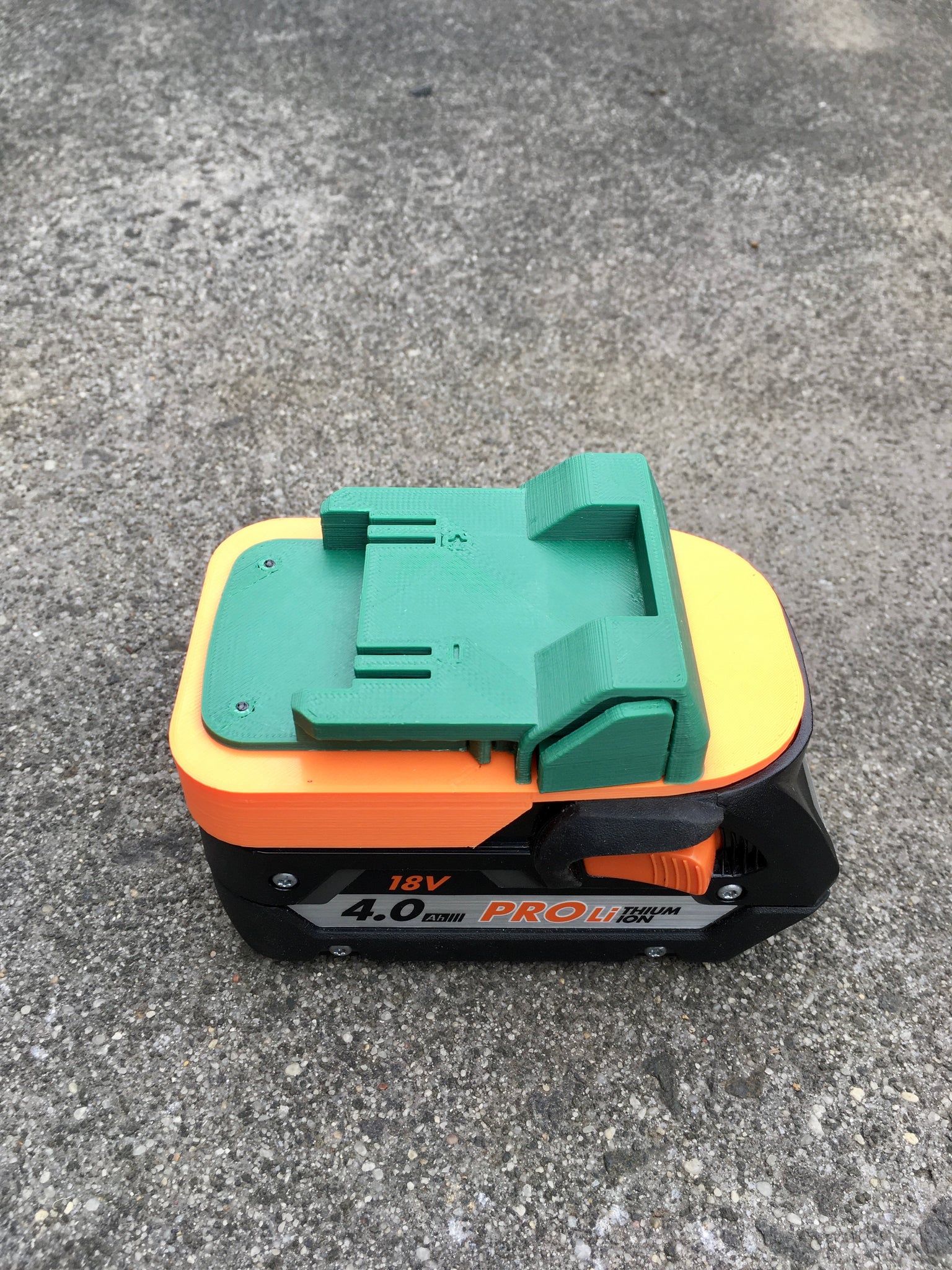 AEG 18v battery adaptor to Hitachi / Hikoki tools